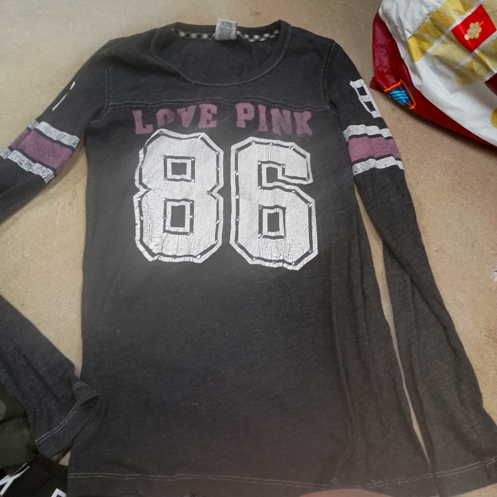 VICTORIA'S SECRET LOVE PINK RARE Vintage Y2K SMALL SM S LOGO SIGNATURE SHIRT TOP